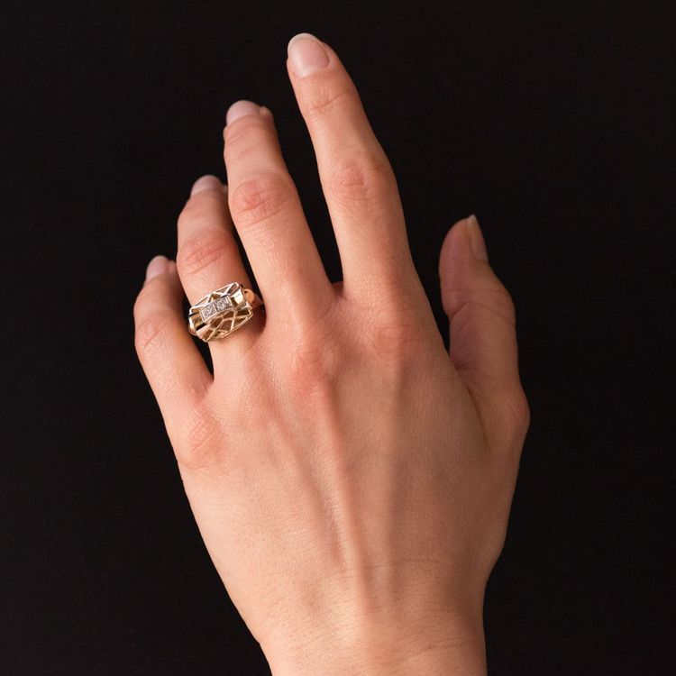 Anello con diamante retrò