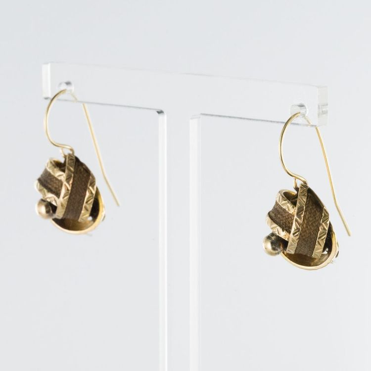 Ancient Earrings Golden And Hair Nodes