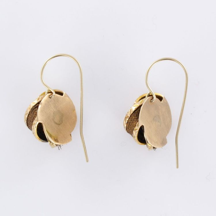 Ancient Earrings Golden And Hair Nodes
