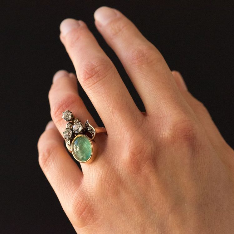 Ring Duchesse Smaragd Cabochon Et Diamants