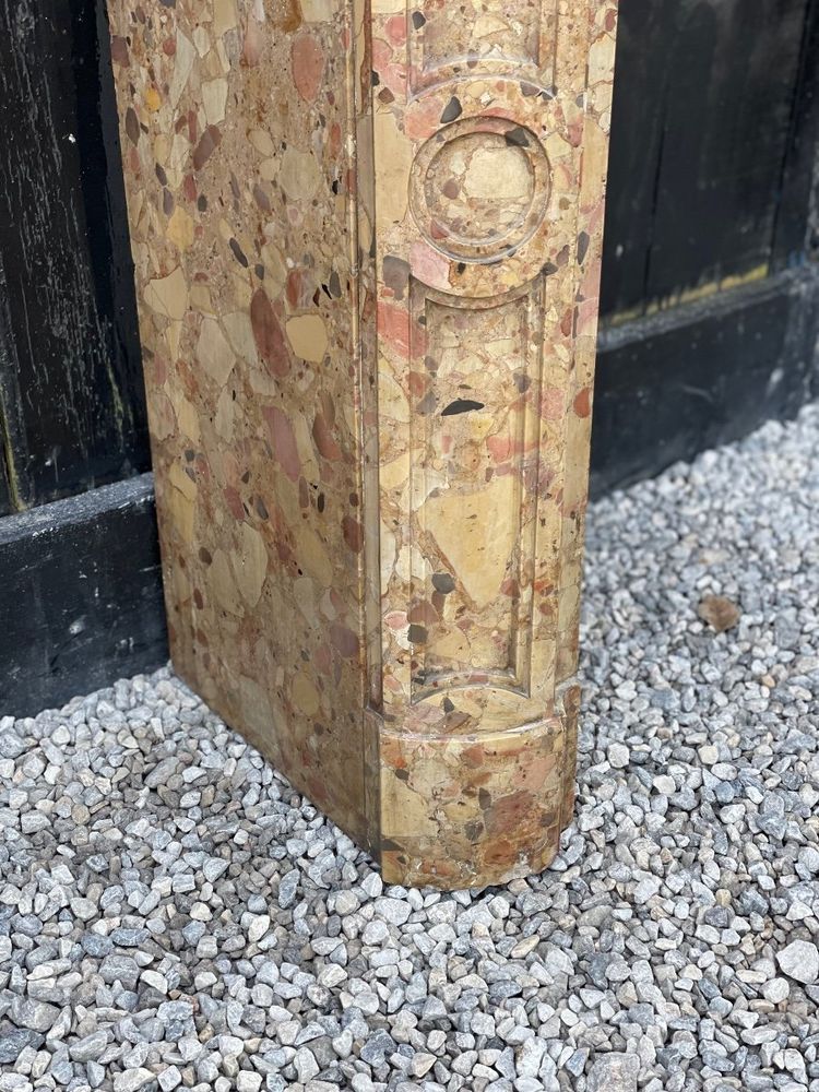 Kamin Im Stil von Louis XV Aus Aleppo Brekzie Marmor