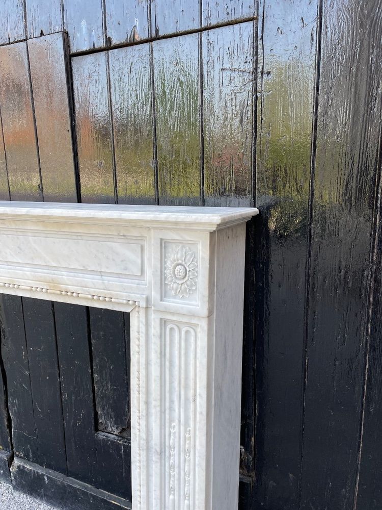 Kamin Louis XVI Aus Carrara-Marmor