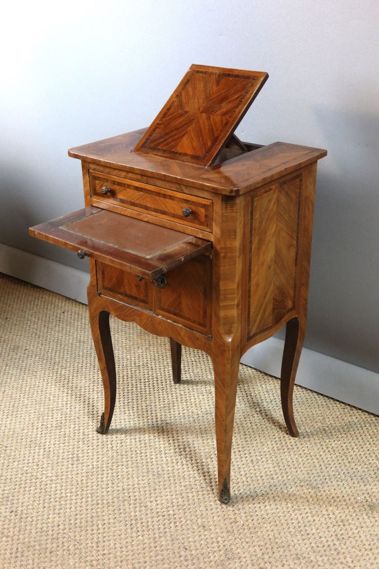 Table d'appoint liseuse style Louis XV