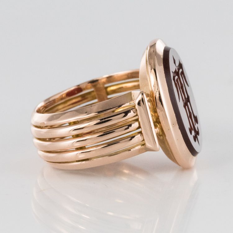 Bague Chevalière Or Et Intaille Sur Cornaline