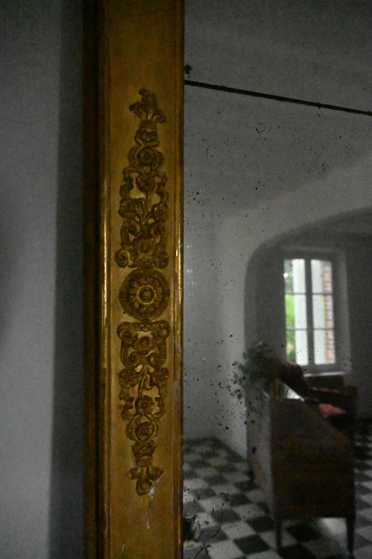 19th century Empire giltwood mirror