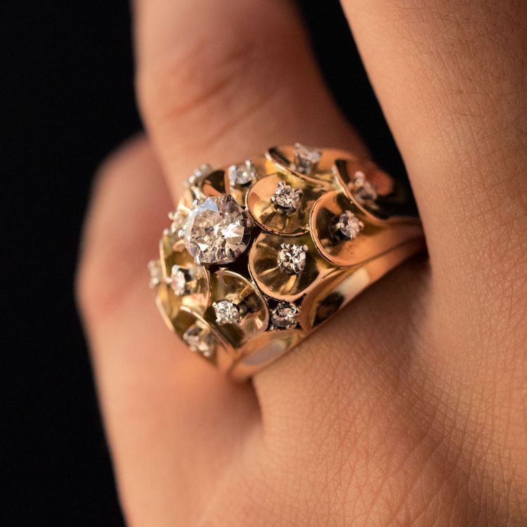 Bague Ancienne Dôme d'écailles Et De Diamants