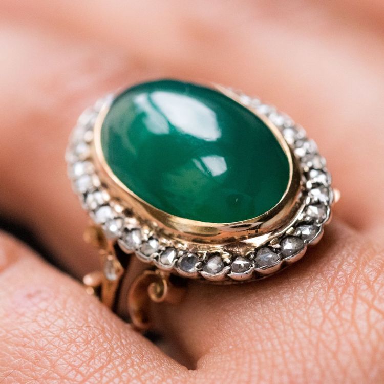 Old Green Agate And Rose Cut Diamond Ring