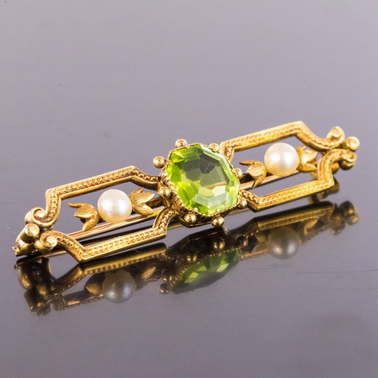 Antike Brosche Peridot Feinperlen