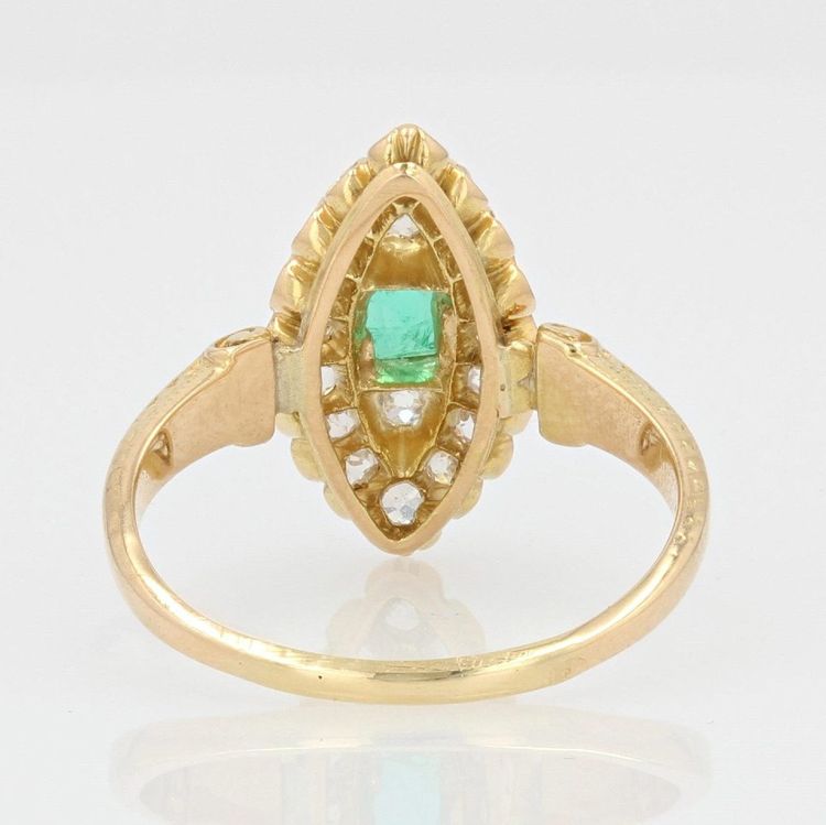 Ring Ancienne Marquise émeraude Diamants