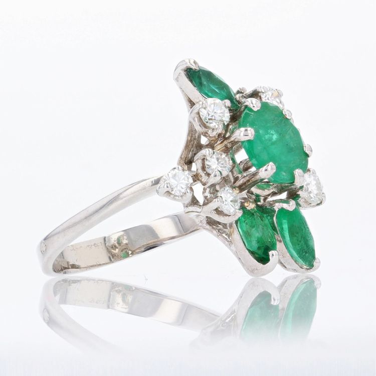 Anello vintage con smeraldo e diamante