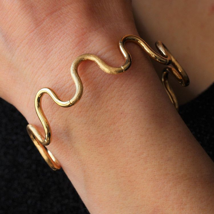 Bracciale con collana in oro liscio e movimento Amati