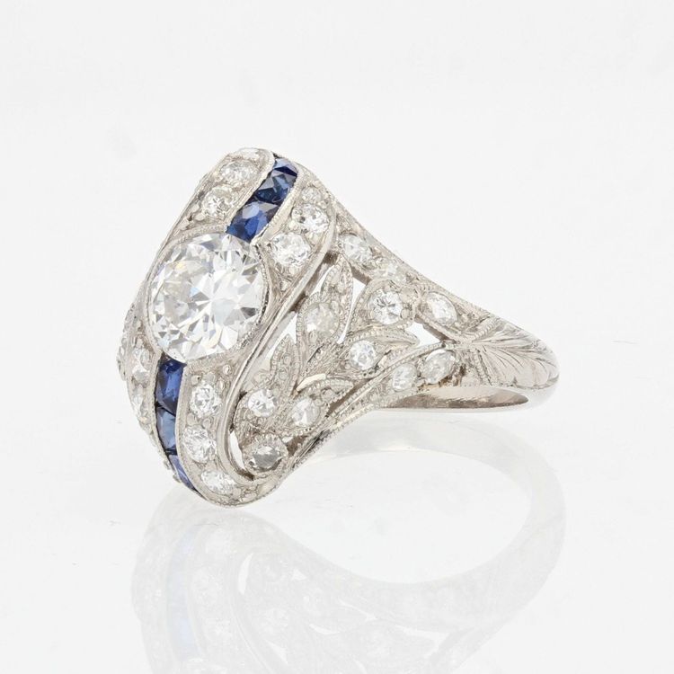 Art Deco Ring Kalibrierte Diamanten Saphire
