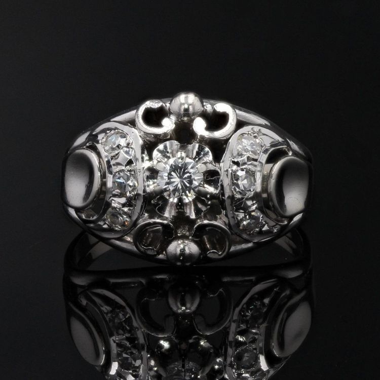 Bague Bombée Or Blanc Diamants