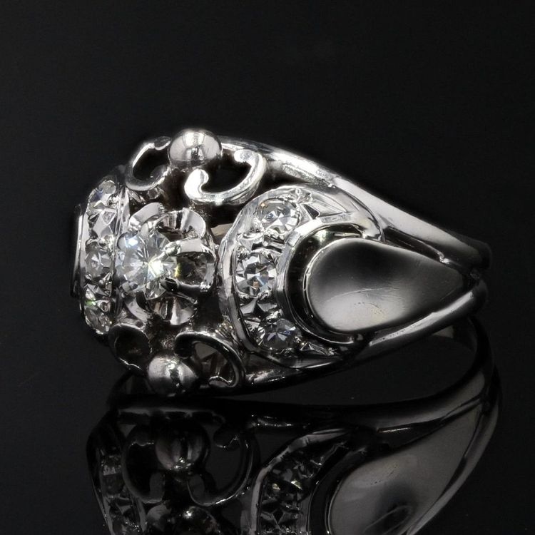 Bague Bombée Or Blanc Diamants