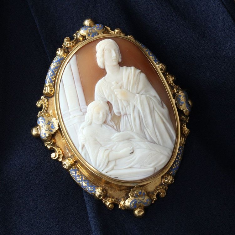 Broche Camée Ancienne Et Son émail Bleu