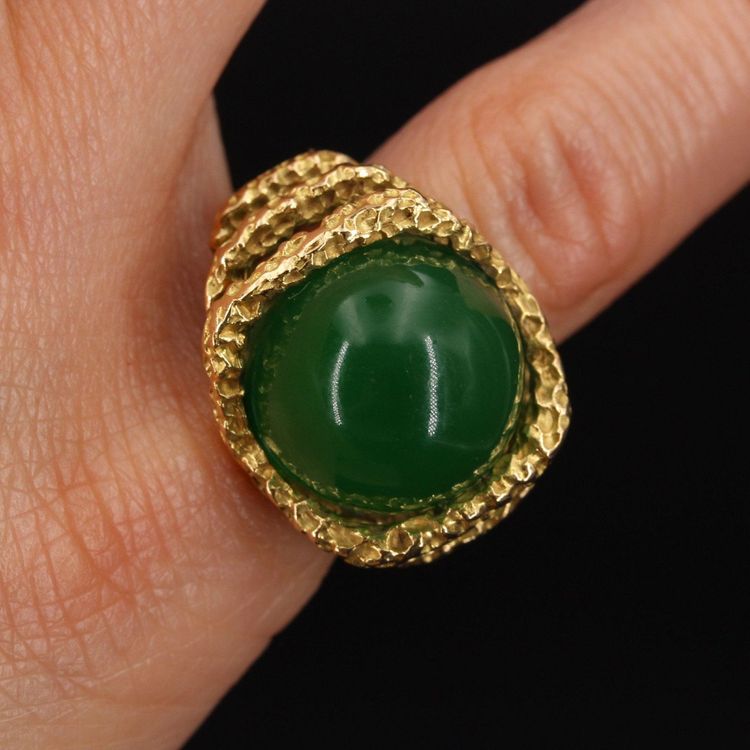 Bague Chrysoprase Et Or Ciselé