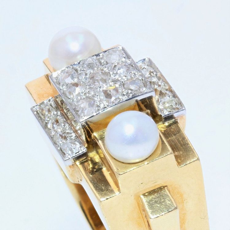 Fine Pearl Tank Diamond Ring