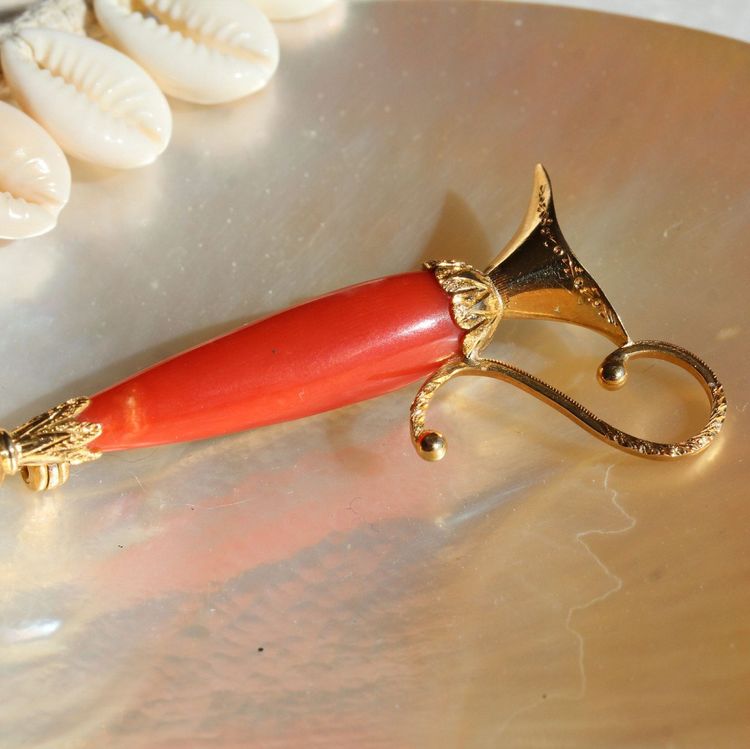 Broche Ancienne Corail Et Or