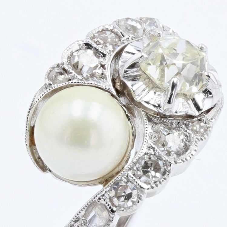Antiker „You and Me“-Ring mit Perlen und Diamanten