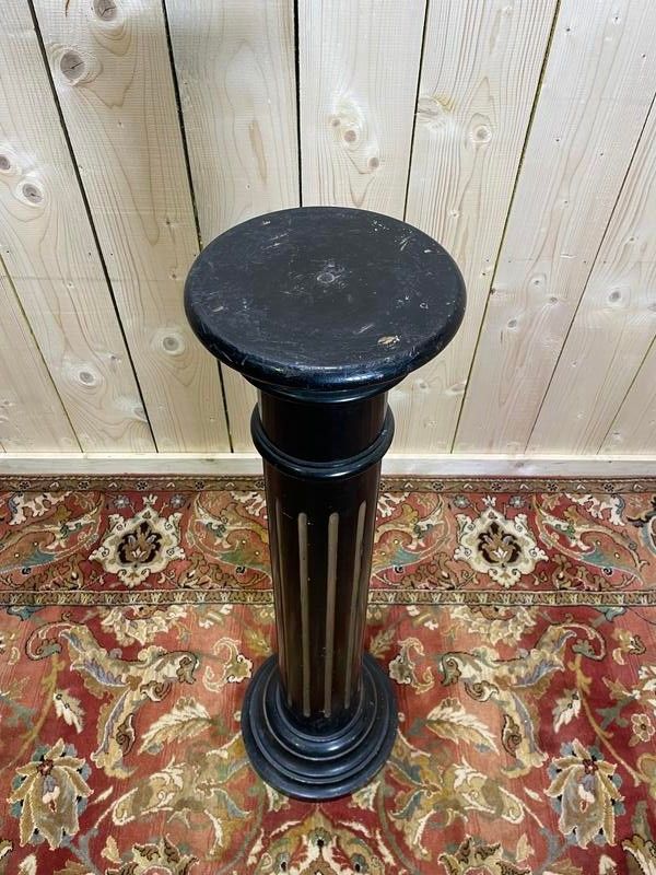 Column - blackened wood seal Napoleon III