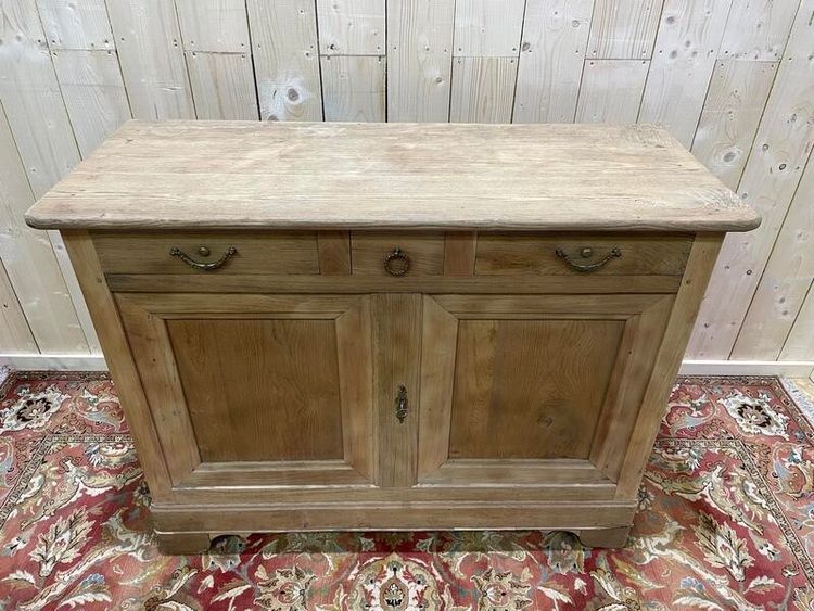 Buffet Louis Philippe Ära in Aero Oak -Löschen