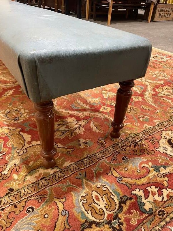Grand banc ou banquette d'office 