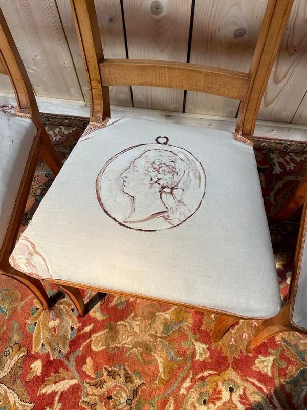 Suite de 4 chaises de style Louis XVI - Directoire 
