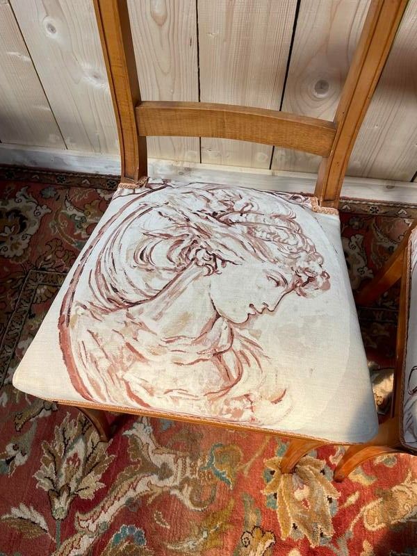 Suite de 4 chaises de style Louis XVI - Directoire 