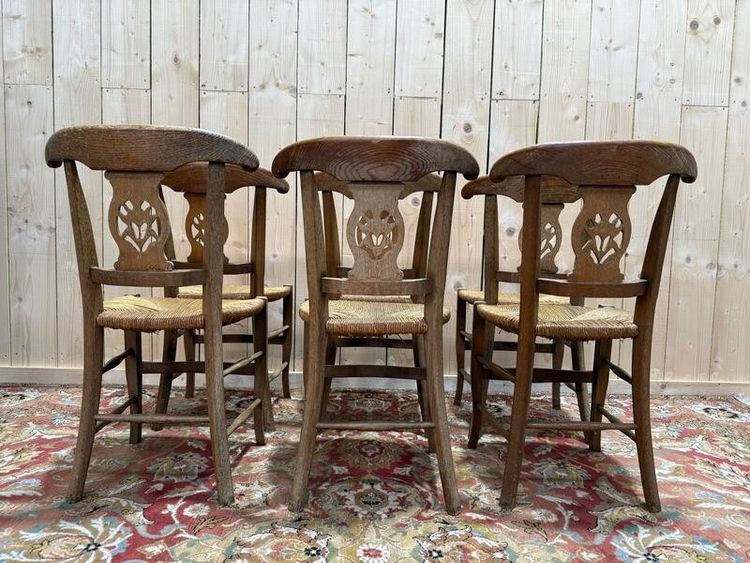 Continuation of 6 Provencal mulch chairs in solid oak.