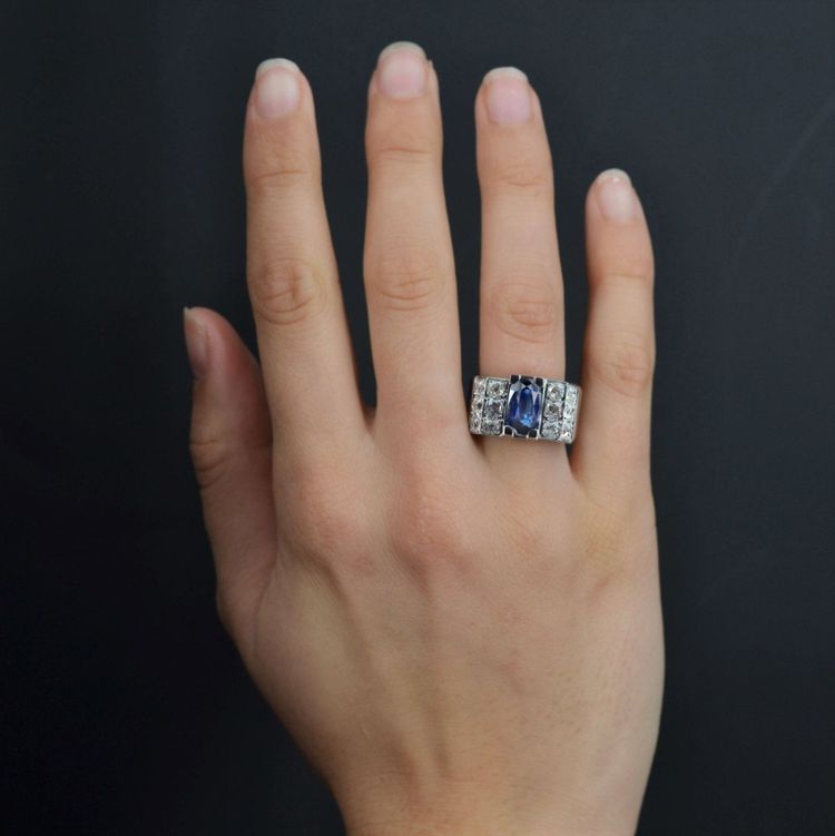 Platinum Sapphire Diamond Art Deco Ring