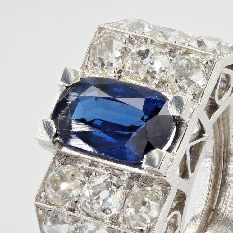 Platinum Sapphire Diamond Art Deco Ring