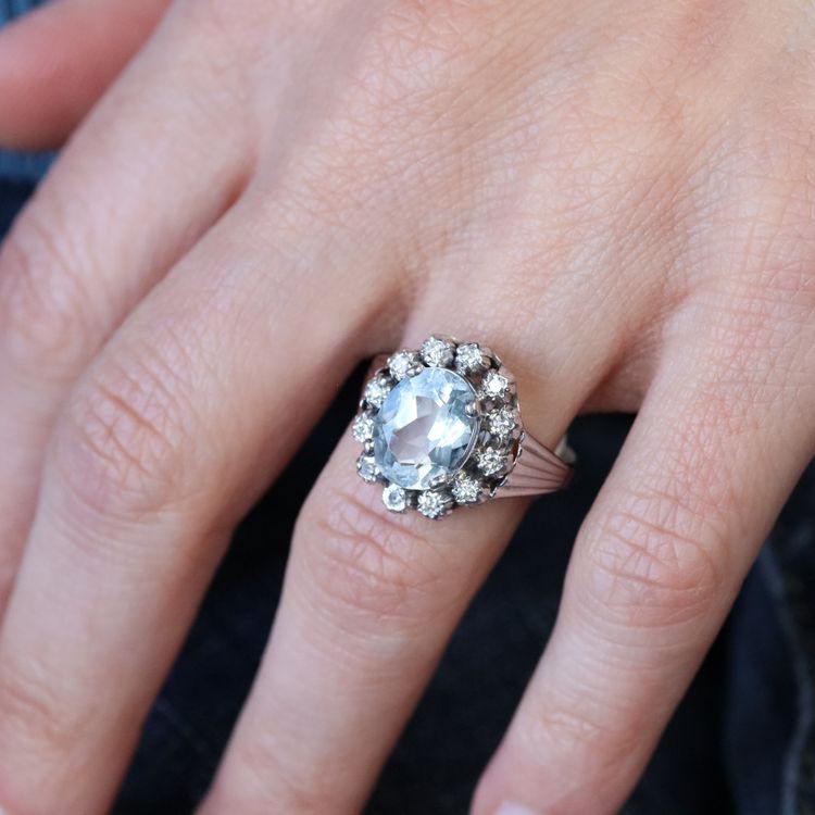 Antiker Aquamarin- und Diamantring