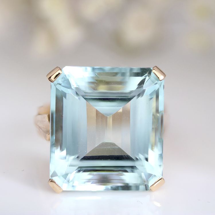 Bague Ancienne Aigue-marine Montée Sur Or Rose