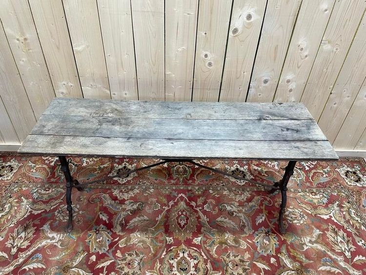Iron cast iron and wooden tray bistro table