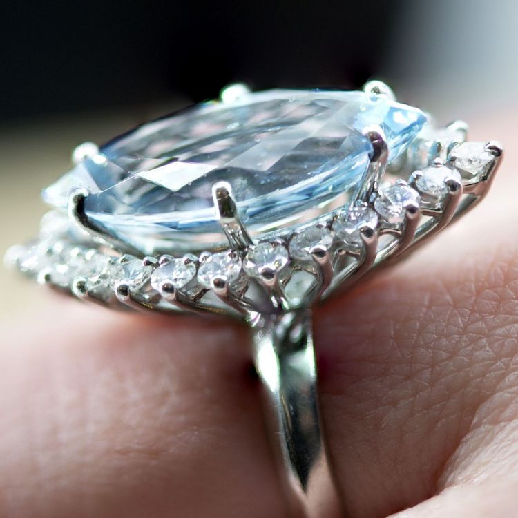 Bague Marquise Aigue-marine Et Diamants