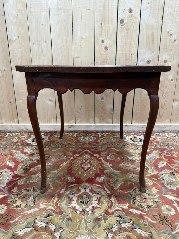 Louis XV Era Kabaretttisch
