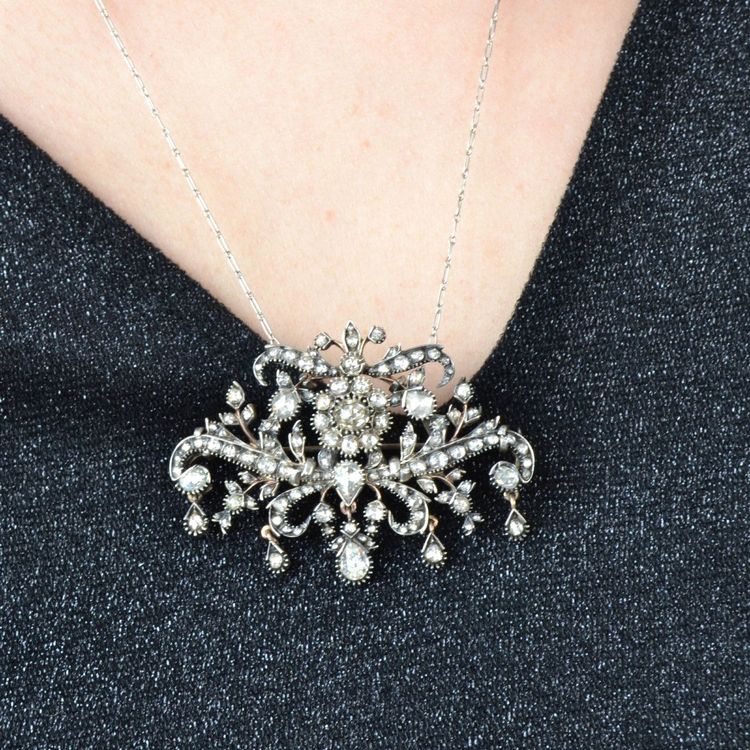 Antike Brosche mit Anhänger und Diamant im Rosenschliff