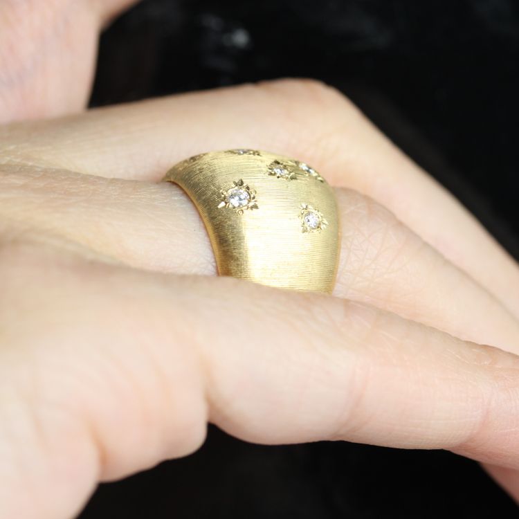 Bague Jonc Or Jaune Diamants Satinée