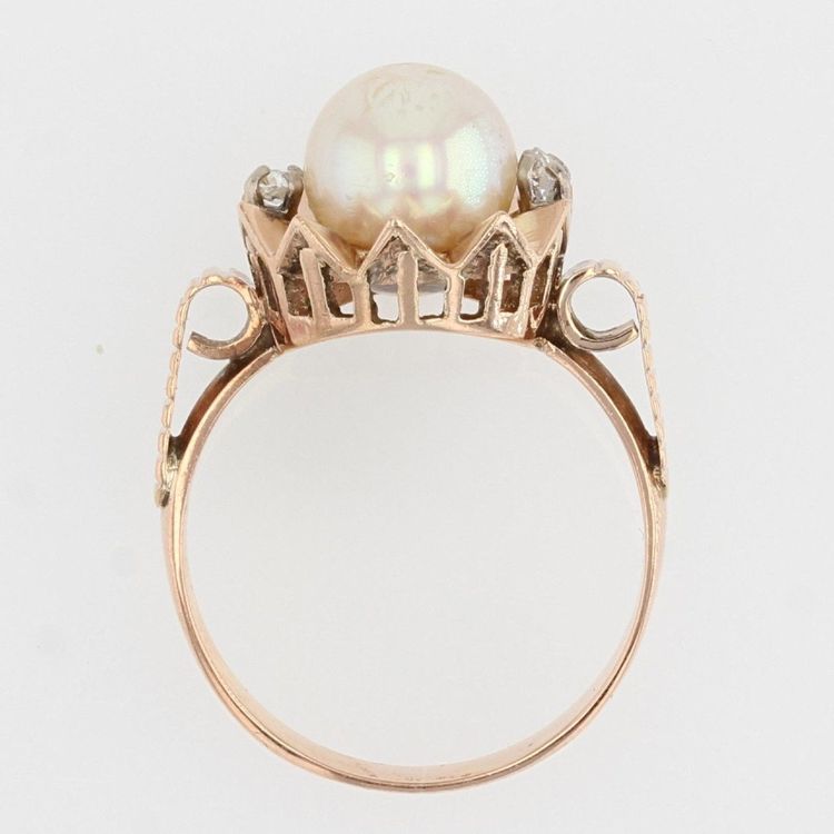 Anello antico con corona di perle e diamanti
