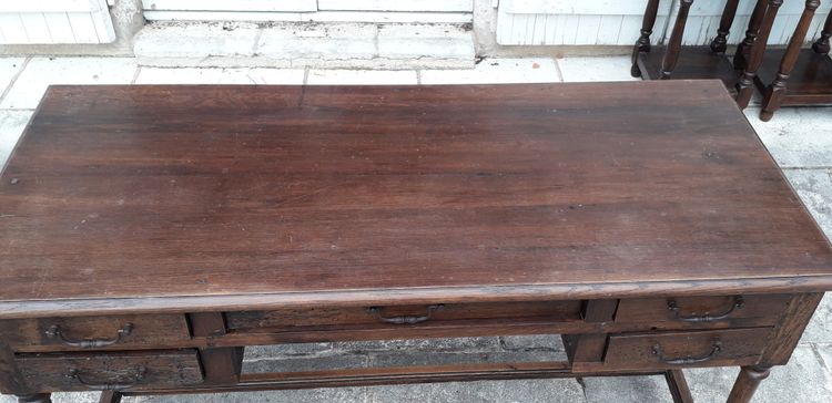 scrivania in rovere con 5 cassetti