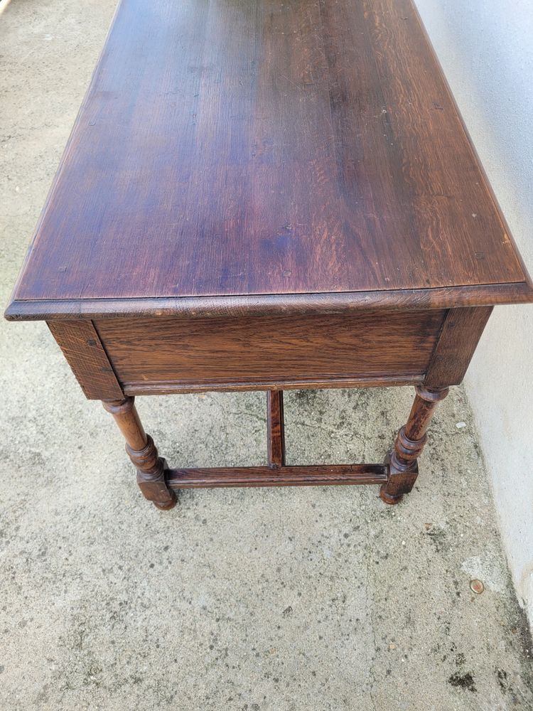 scrivania in rovere con 5 cassetti