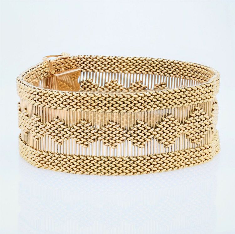 Braccialetto vintage con nastro dorato