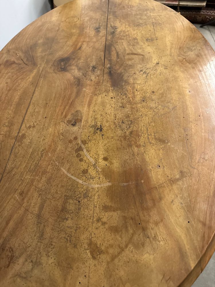 Table basse ovale ancienne en noyer massif, L. Filippo XIX, 76x72
