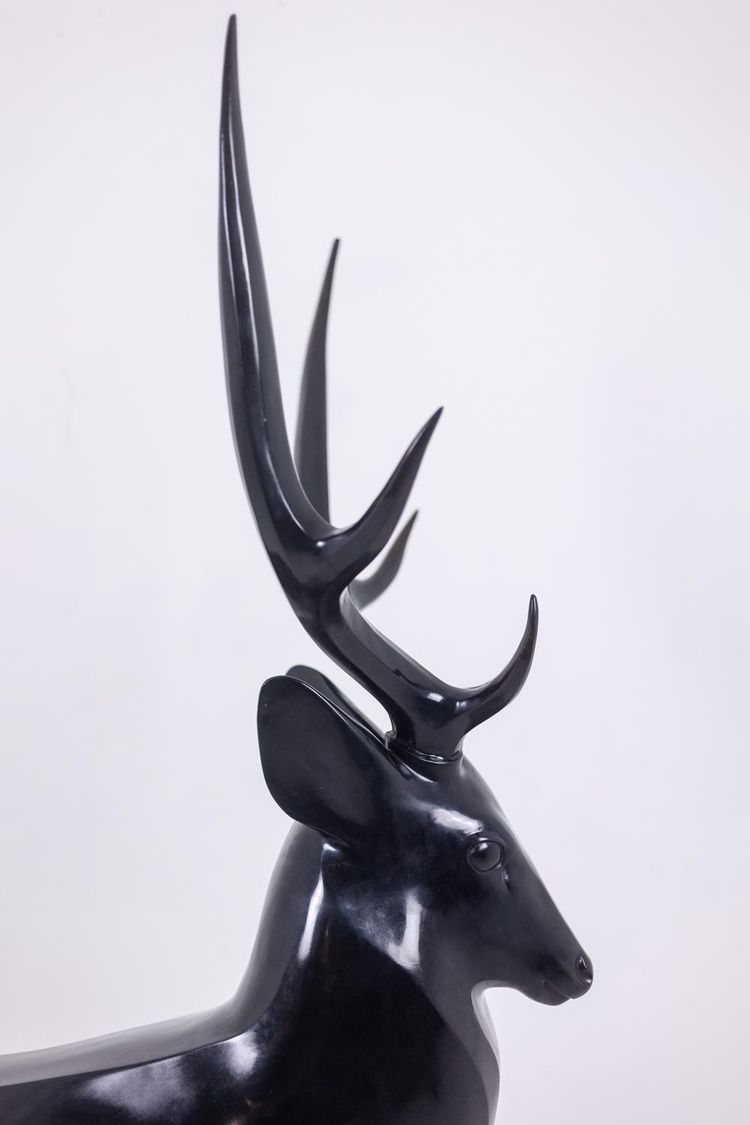 François Pompon. Deer, life-size bronze sculpture. Edition 2006.LS659260003D