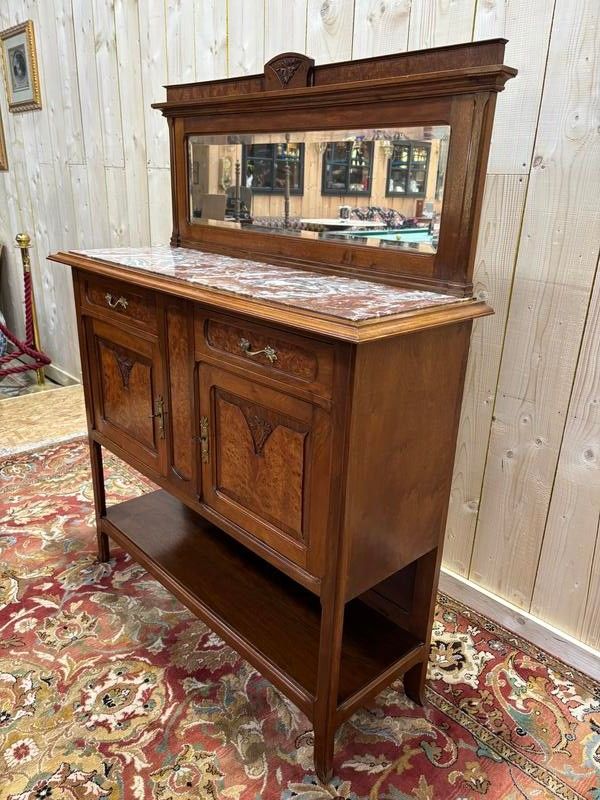 Art Nouveau -Buffet und -dienst, der Georges Novak zugeschrieben wird