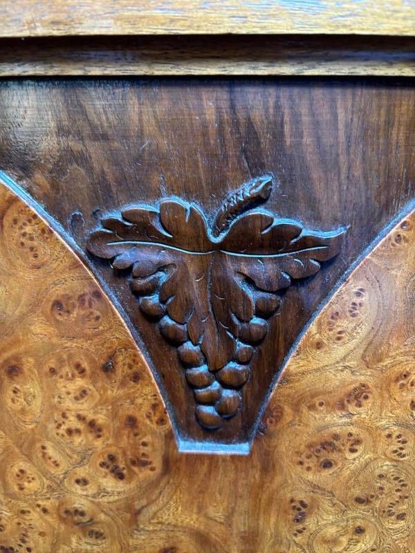 Art Nouveau -Buffet und -dienst, der Georges Novak zugeschrieben wird