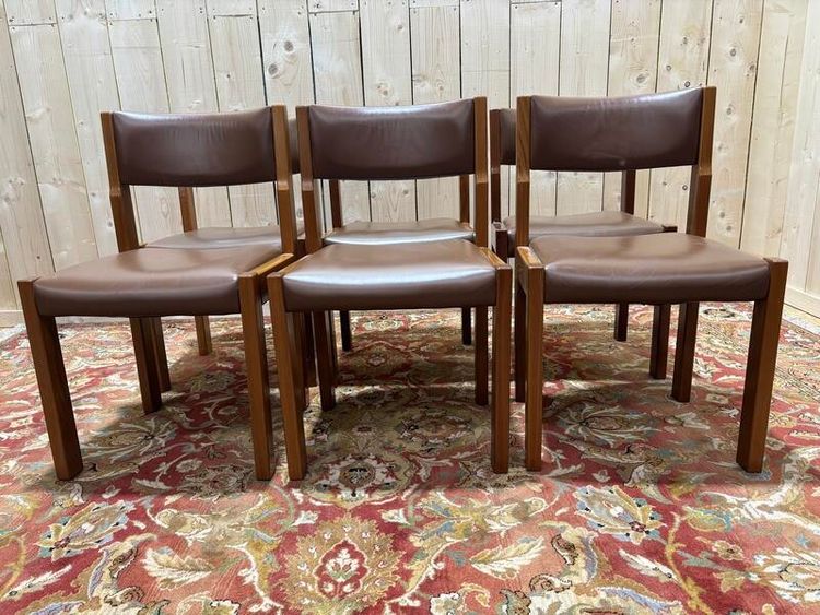 Série de 6 chaises dans le goût de Regain assises cuir 
