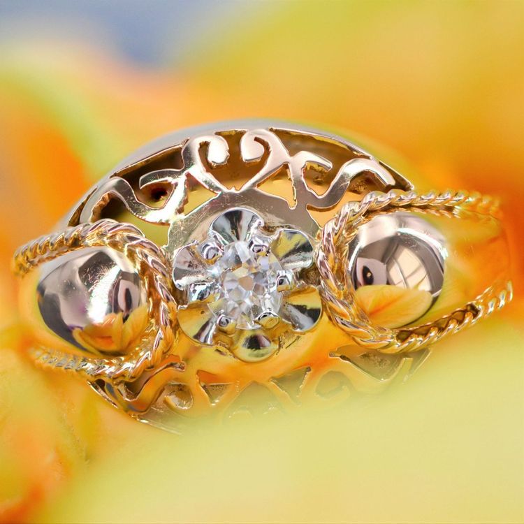 Anello vintage in oro antico con diamanti