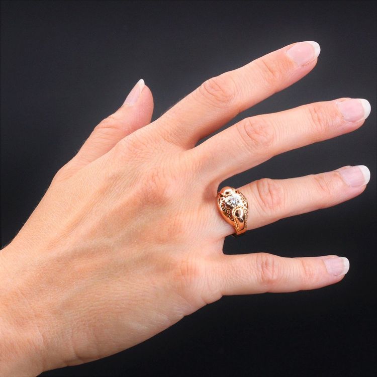 Anello vintage in oro antico con diamanti