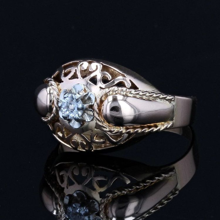 Anello vintage in oro antico con diamanti